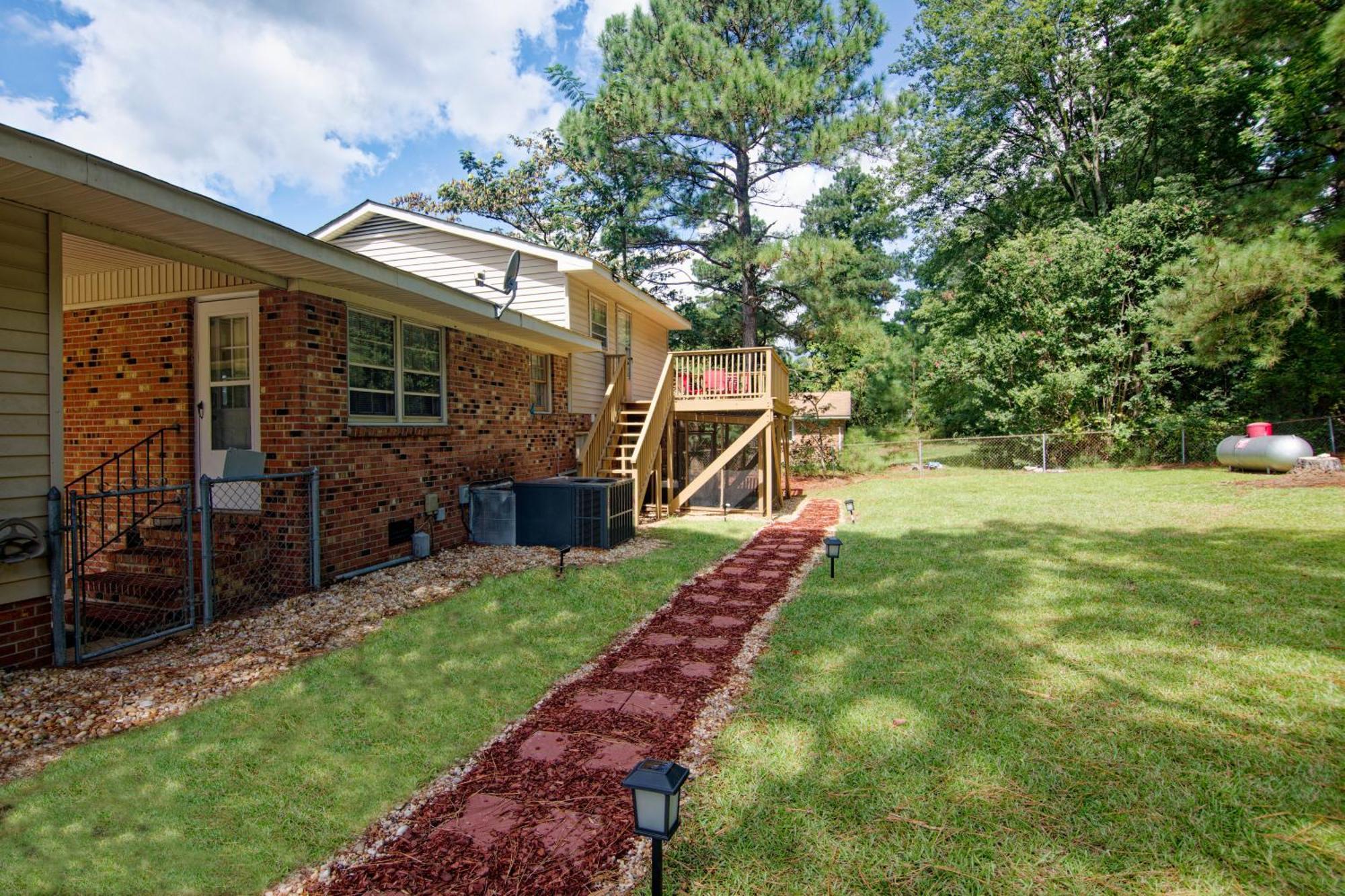 Pine Forest Zen Cottage - 10 Min To Fort Bragg Fayetteville Buitenkant foto