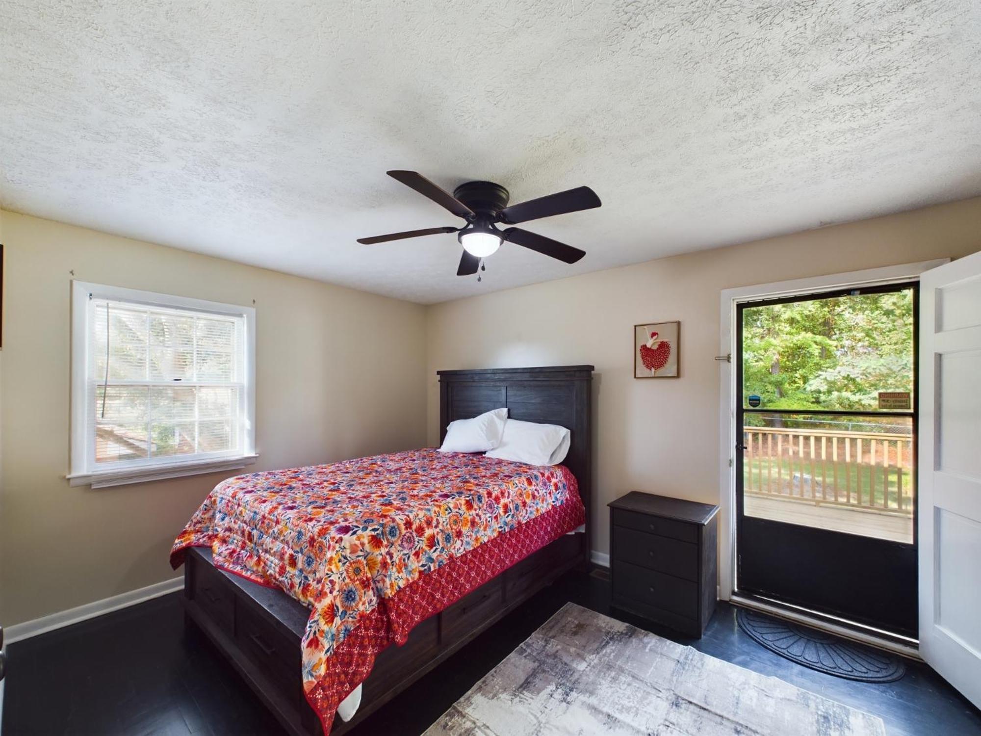 Pine Forest Zen Cottage - 10 Min To Fort Bragg Fayetteville Buitenkant foto